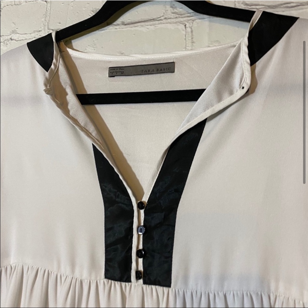 Zara Black and White Peplum Long Sleeve blouse - Picture 2 of 5